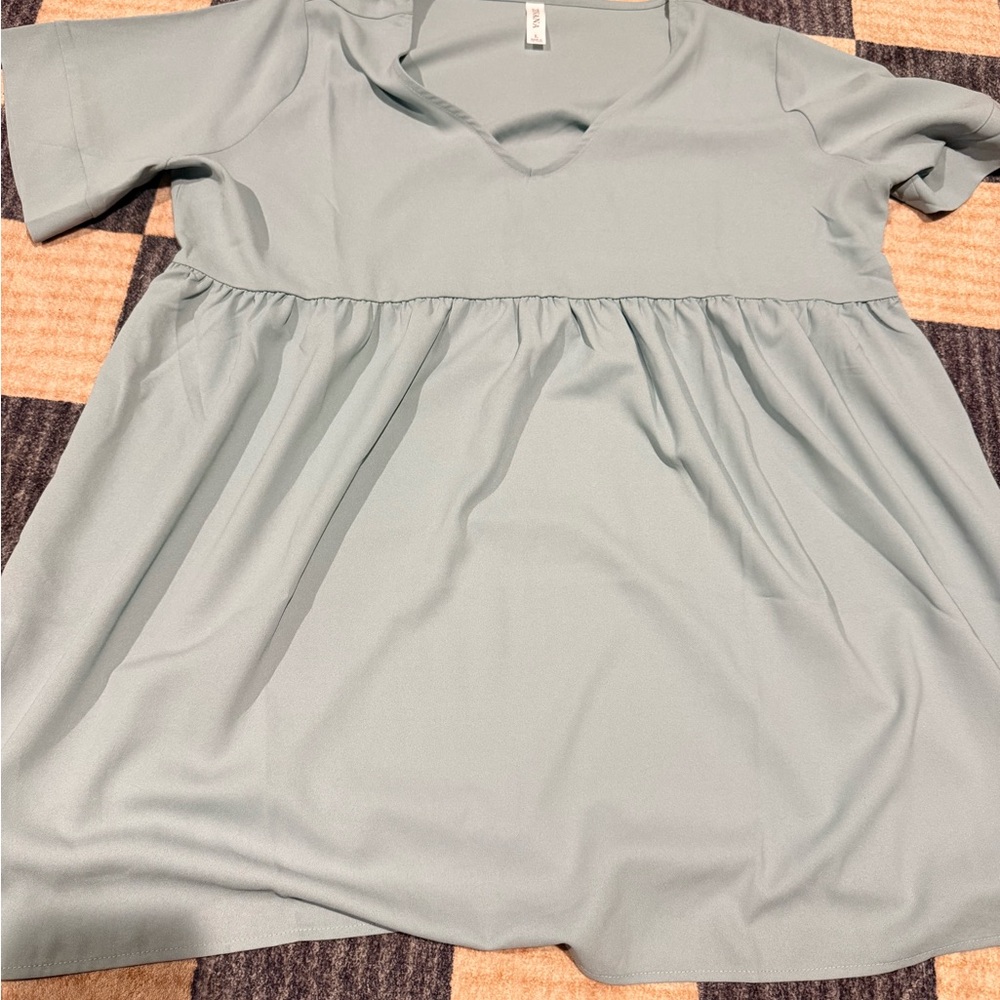 Zenana Outfitters light blue babydoll boutique V-Neck Blouse